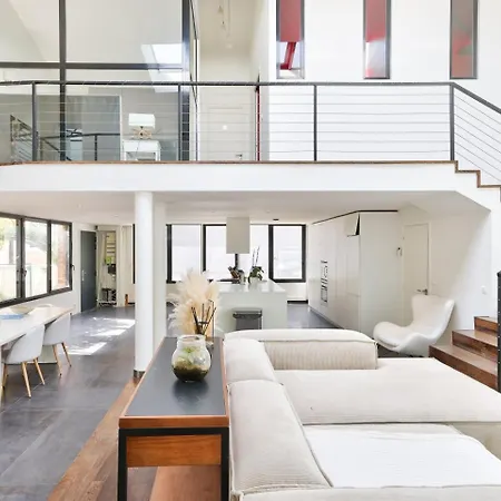 Guestready - Spacious And Charming Loft Near Paris *